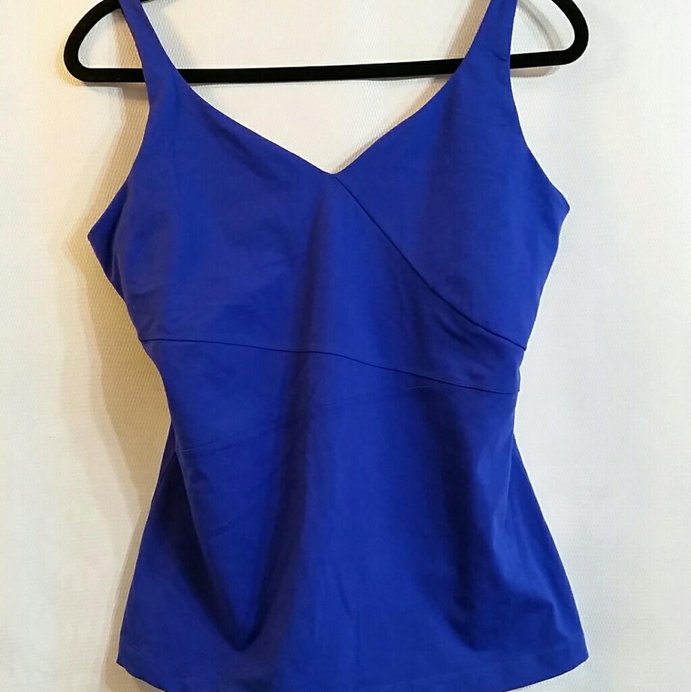 Under Armour fitted All Seasons tank top